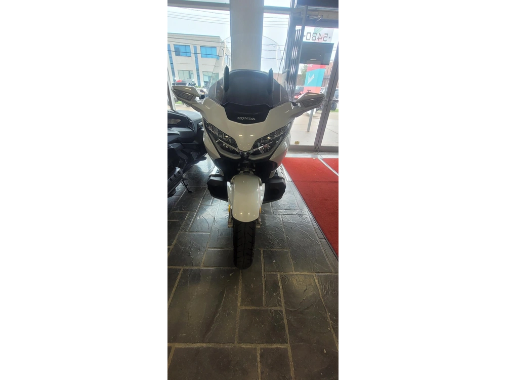 Honda Goldwing 2018 alt