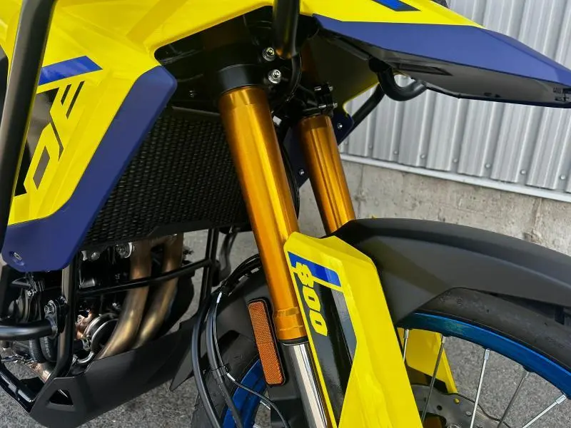 2025 Suzuki V-Strom 800DE Adventure