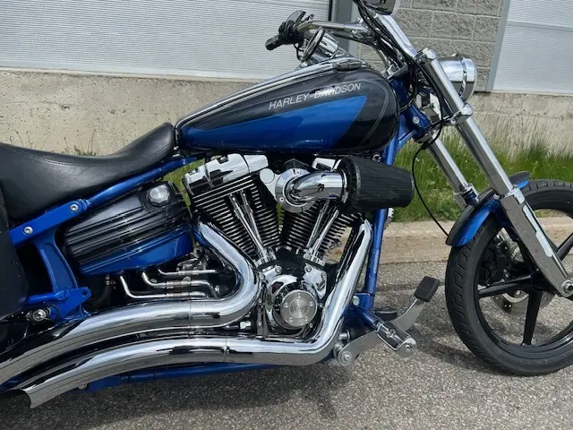 Harley-Davidson ROCKER CFXCWC 2010