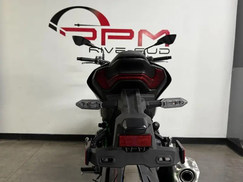 2025 Kawasaki Z900 SE *5.99% jusqu'à 84 mois💳