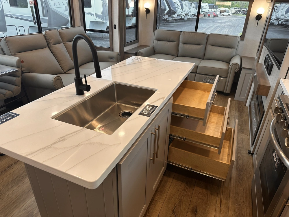 Alliance Rv Paradigm 310rl 2025 alt