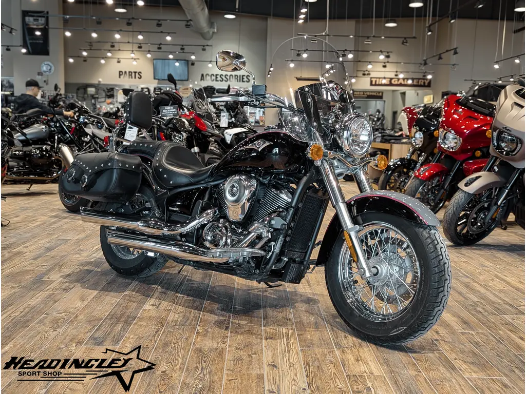 2023 Kawasaki Vulcan 900 Classic LT // Pearl Storm Gray/Ebony