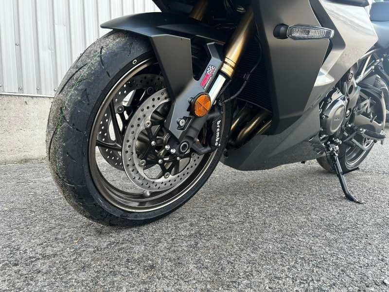 Suzuki Gsx-s1000gt+ 2025 alt