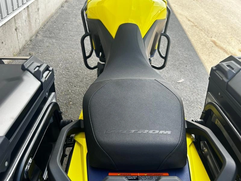 Suzuki V-strom 800de Adventure 2025 alt