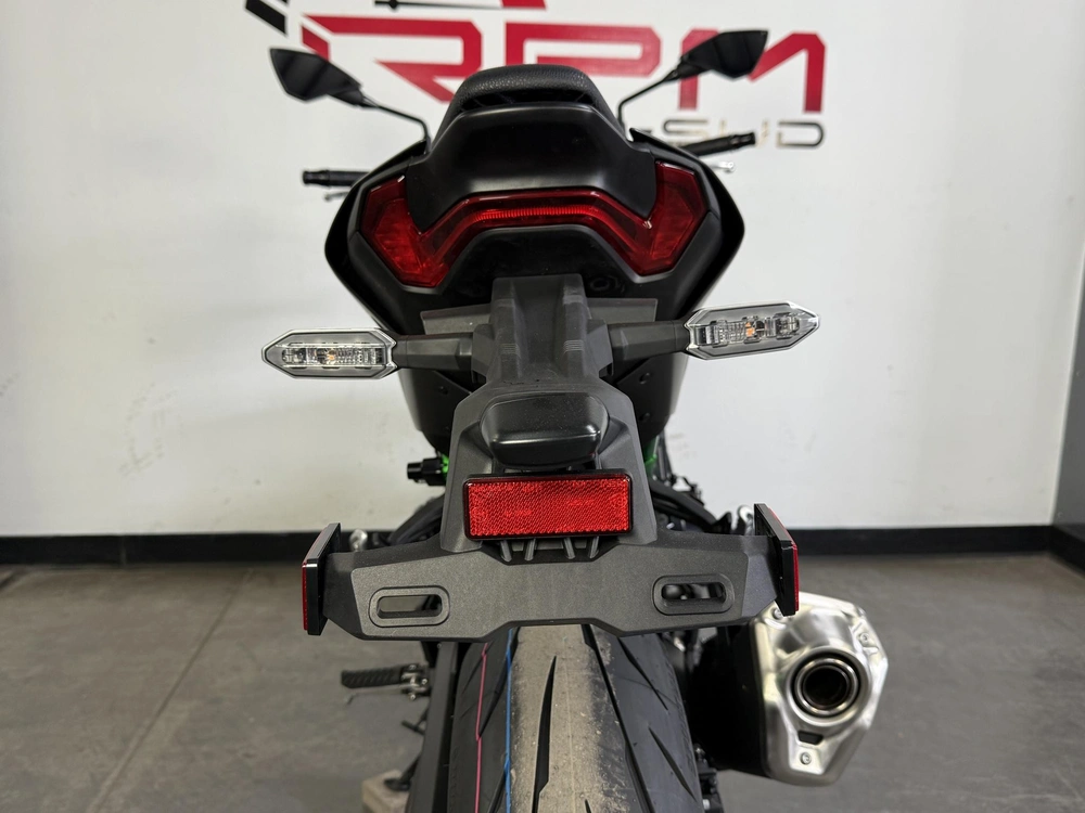 2025 Kawasaki Z900 *6.29% Jusqu'à 84 Mois alt