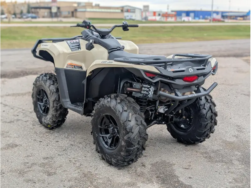2025 Can-Am Outlander Pro XU HD7