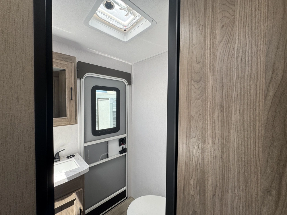 Coachmen Freedom Express Select 31se 2026 alt