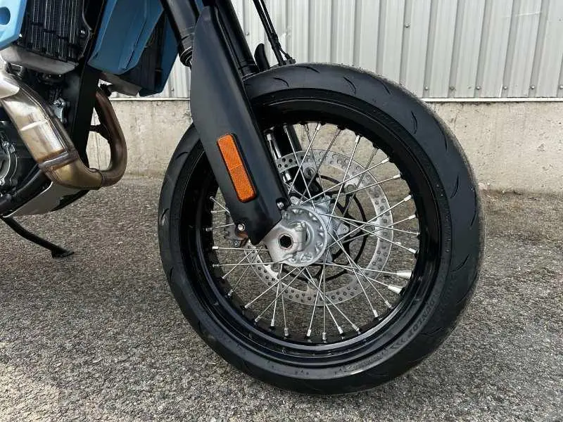2025 Suzuki DR-Z4SM thumbnail 19