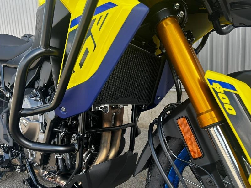 Suzuki V-strom 800de Adventure 2025 alt