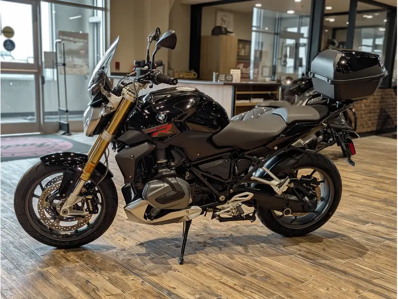 2019 BMW R 1250 R // Black Storm Metallic