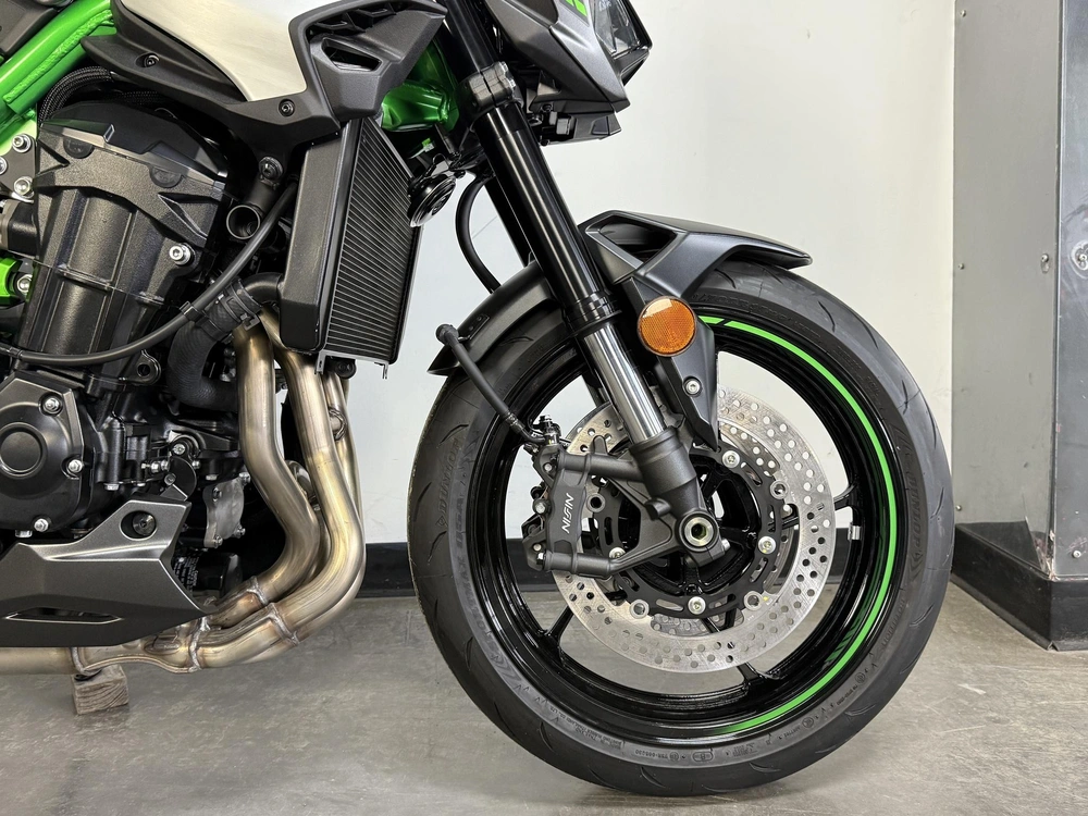 2025 Kawasaki Z900 *6.29% Jusqu'à 84 Mois alt