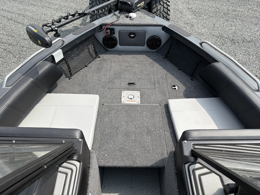 2025 Crestliner 1850 Sportfish - Gun Metal alt
