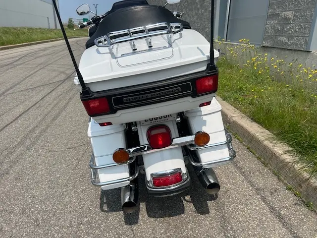 Harley-Davidson FLHTCU Electra Glide UltraFLHTCU 2013