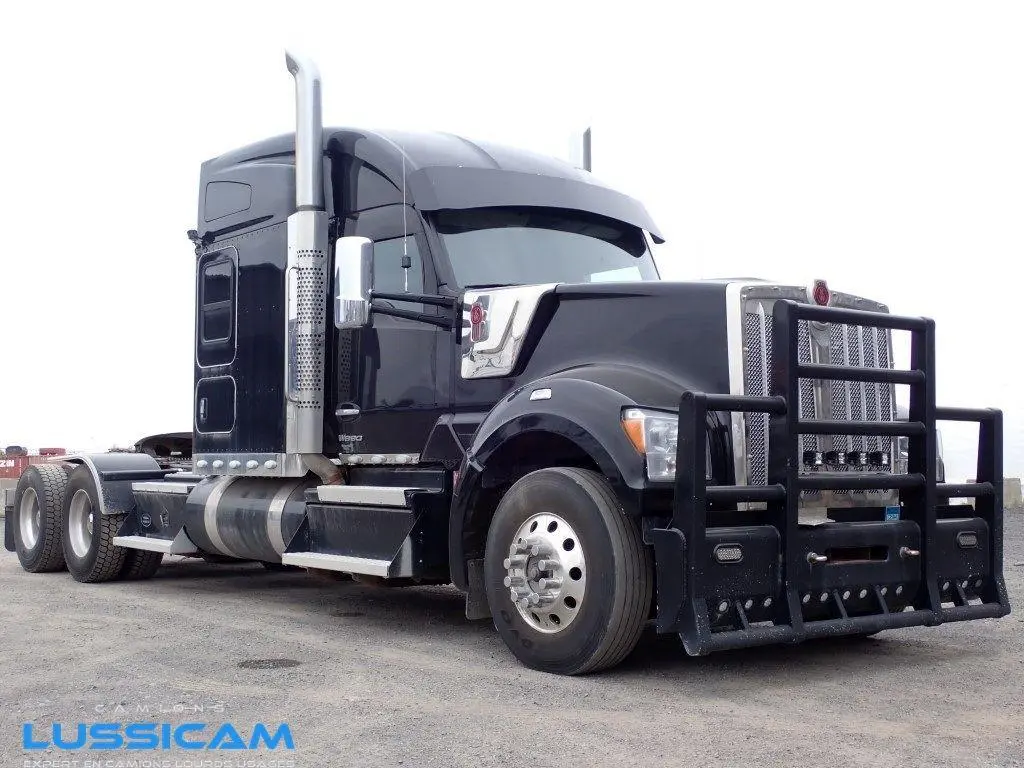 Kenworth W990  2023
