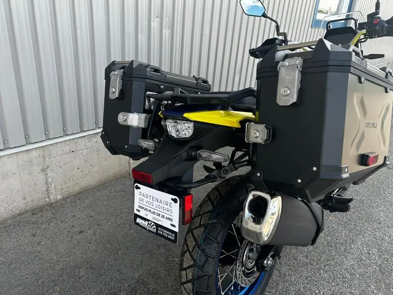 2025 Suzuki V-Strom 800DE Adventure