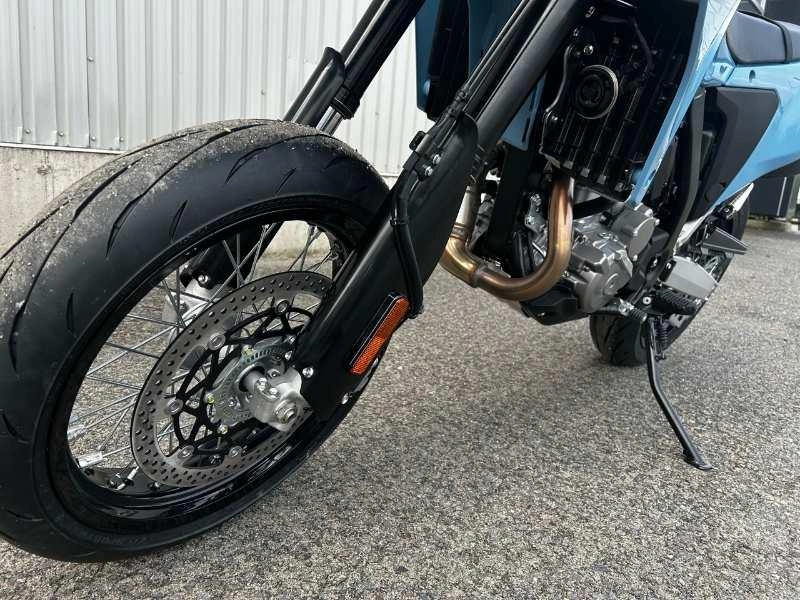 Suzuki Dr-z4sm 2025 alt