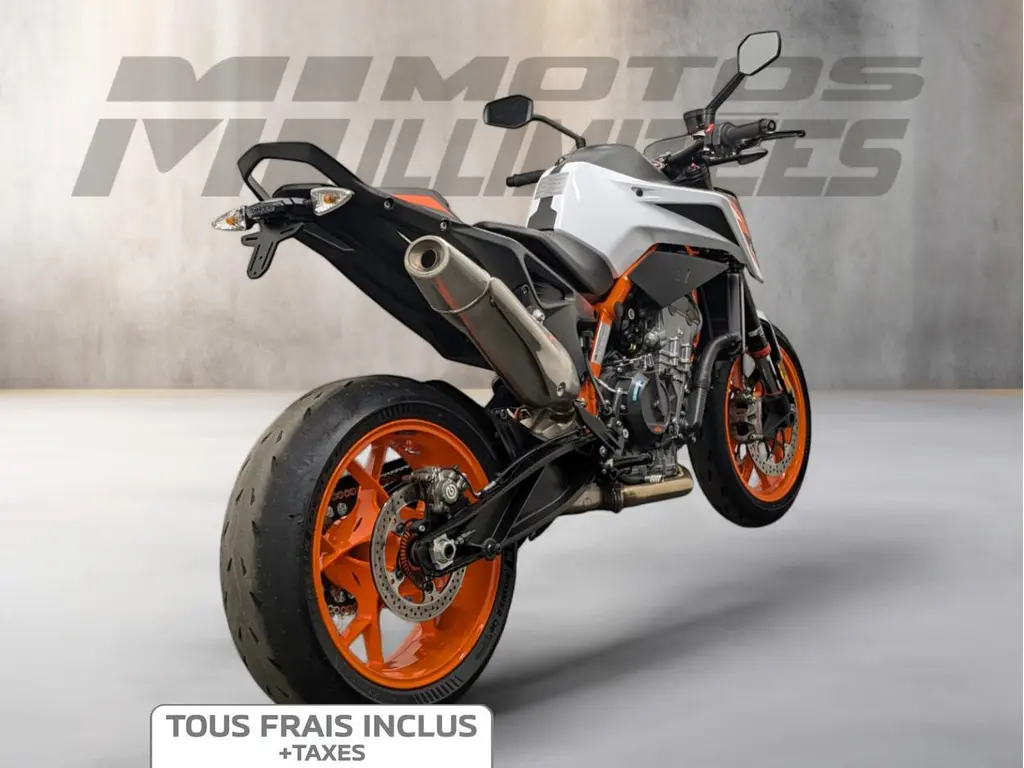 2021 KTM 890 DUKE R