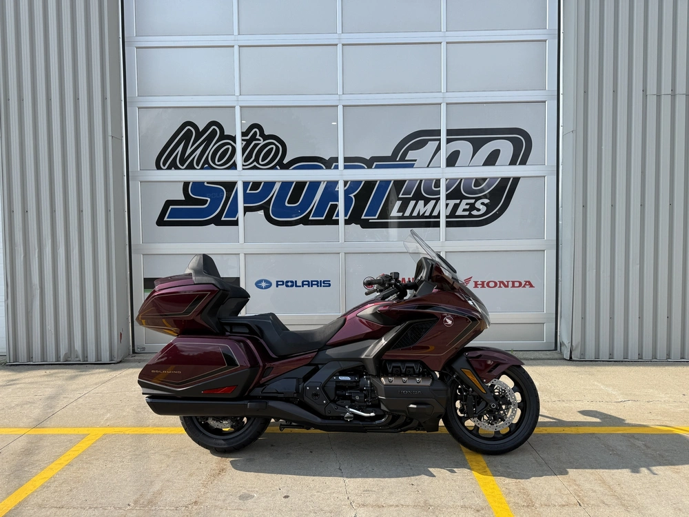 Honda Gold Wing Tour Dct 2025 alt