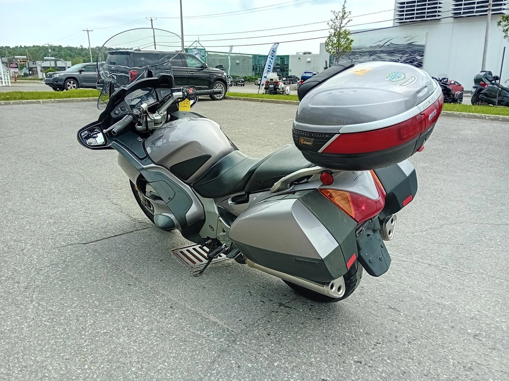 Honda St1300 2003 alt