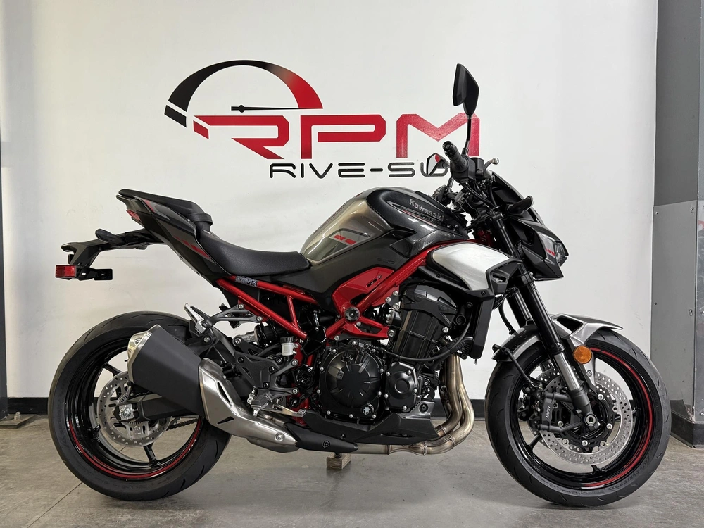 2025 Kawasaki Z900 *6.29% Jusqu'à 84 Mois alt