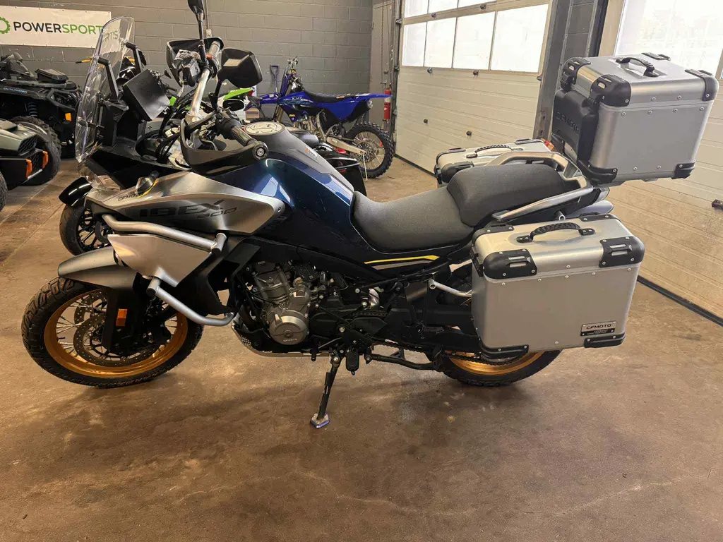2023 CFMOTO 800 Ibex Touring