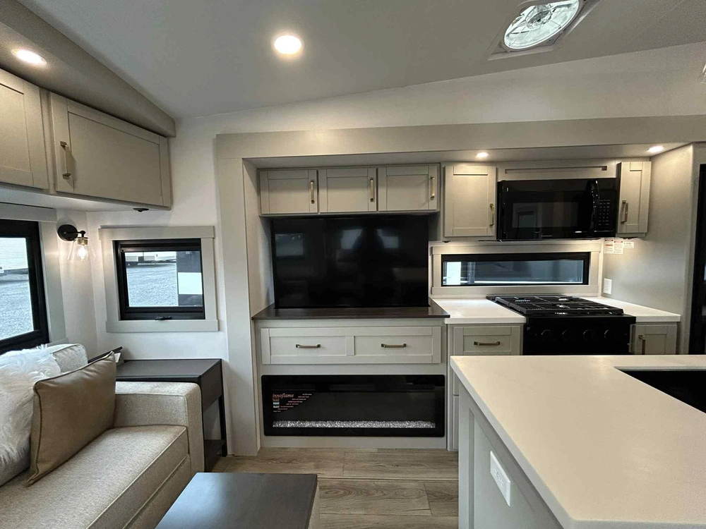 Brinkley Rv Z 3610 2025 alt