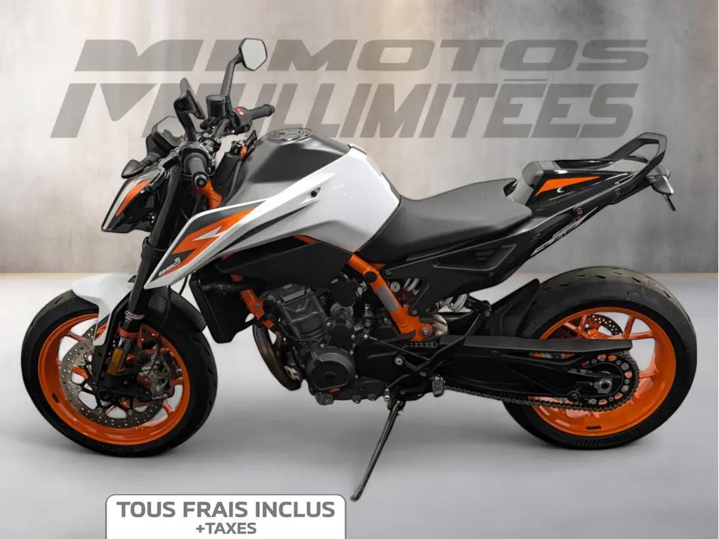 2021 KTM 890 DUKE R
