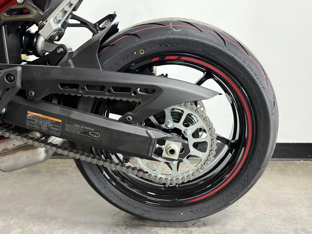 2025 Kawasaki Z900 *6.29% Jusqu'à 84 Mois alt