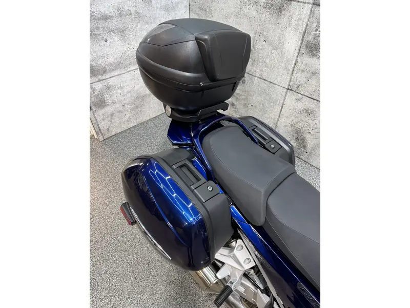 2023 Yamaha FJR1300ES ABS