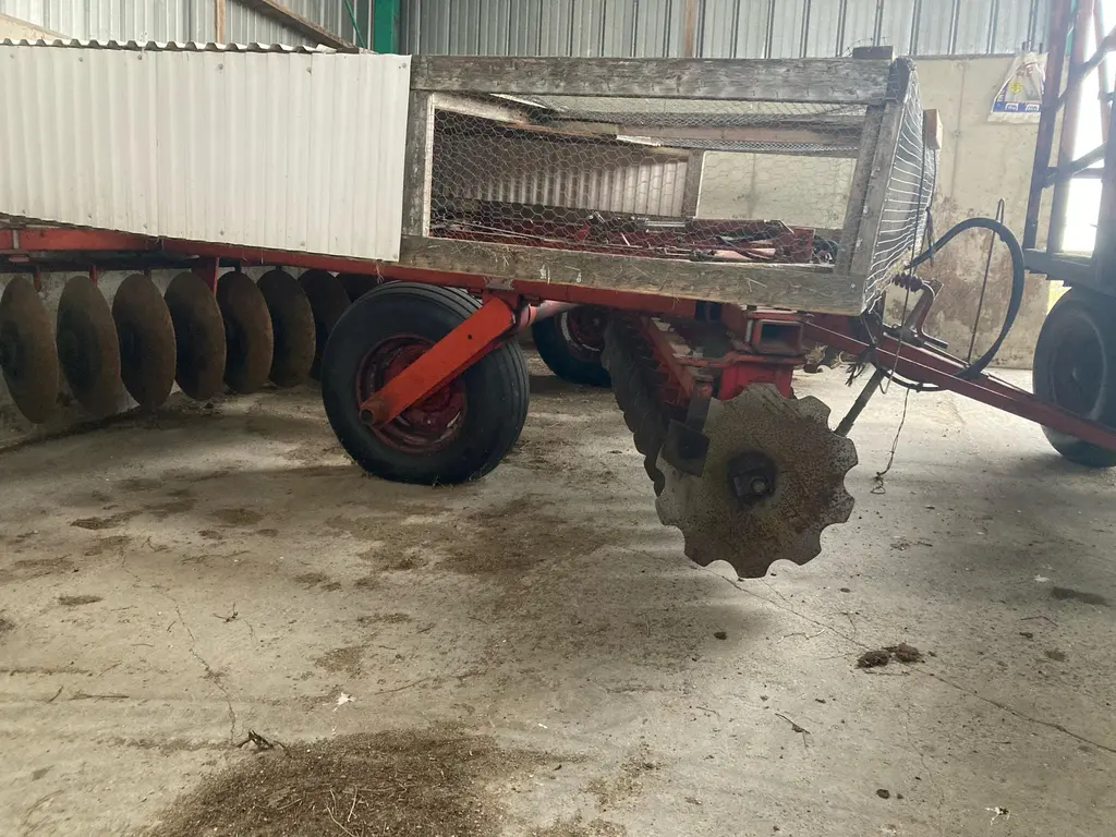 Massey Ferguson 520 