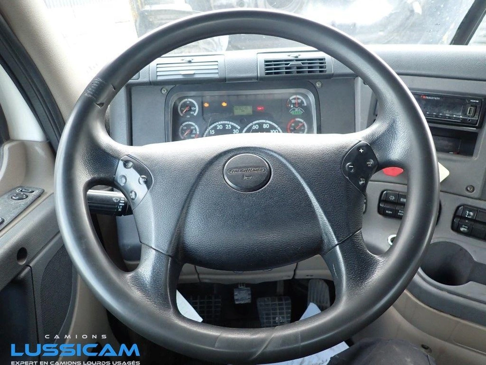 Freightliner Cascadia 2013