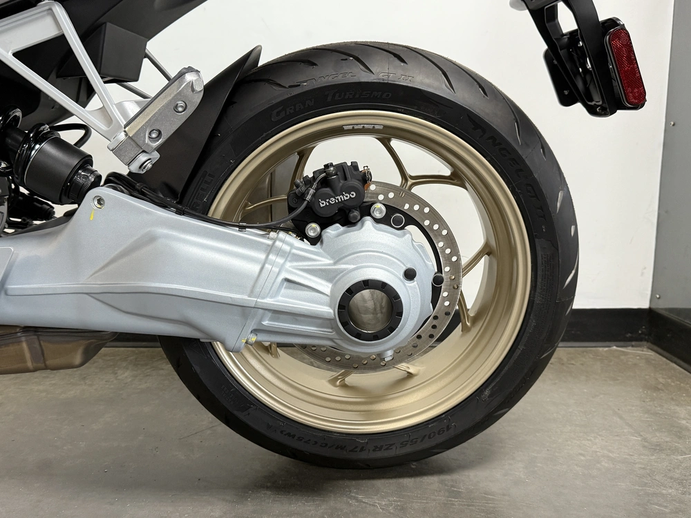 Moto Guzzi V100 Mandello *2.99% / 72 Mois💳 2024 alt