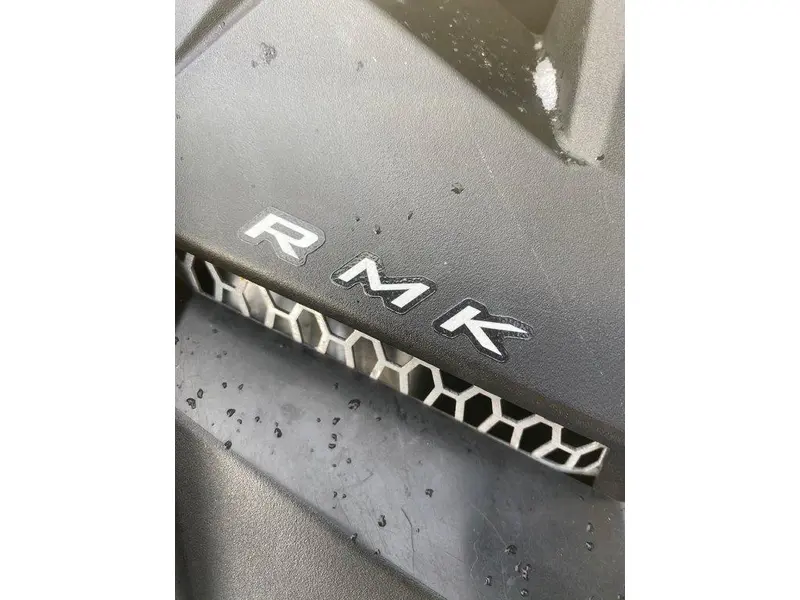 2017 Polaris S17EFS8PSL