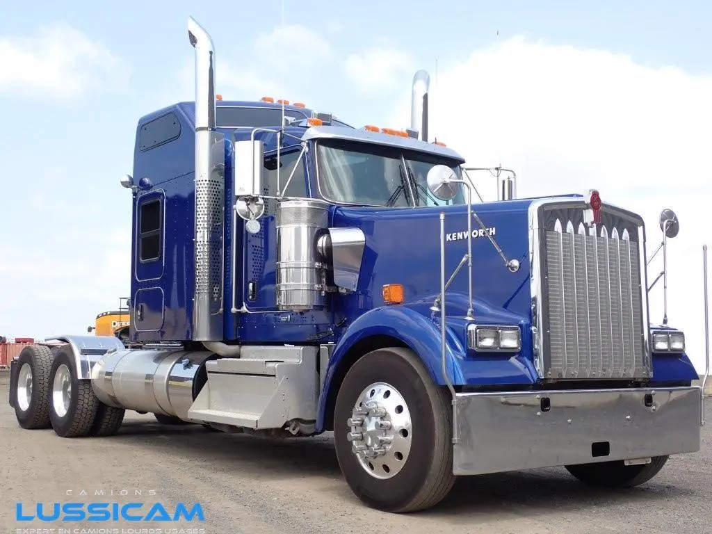 Kenworth W900L 2024