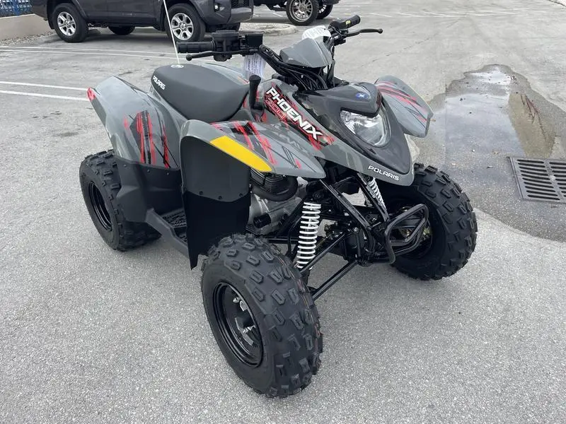 2025 Polaris Phoenix 200