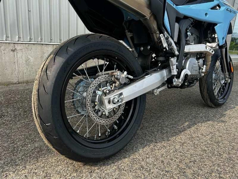 Suzuki Dr-z4sm 2025 alt