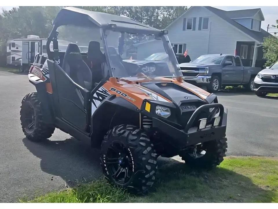 2011 Polaris Ranger - RZR