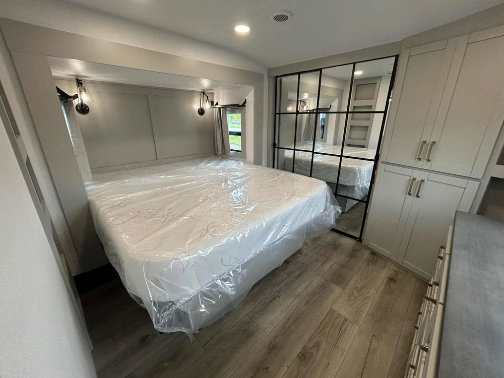 Brinkley Rv Z 3610 2025 alt