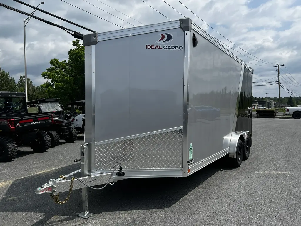 IDÉAL CARGO IDEV7516TA2 7.6x16 EVOCORE SPORT ZONE 2026