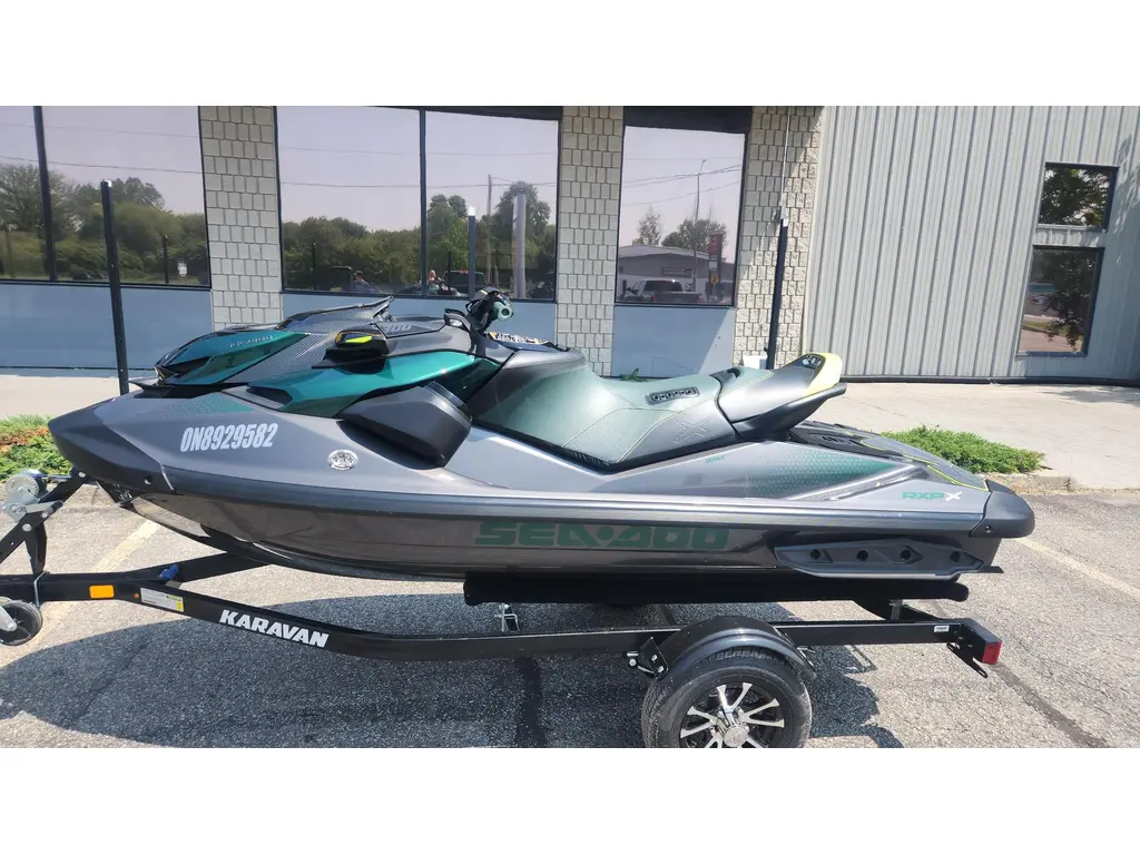 2023 Sea-Doo RXP X APEX 300