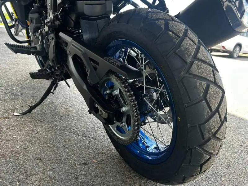 2025 Suzuki V-Strom 800DE Adventure