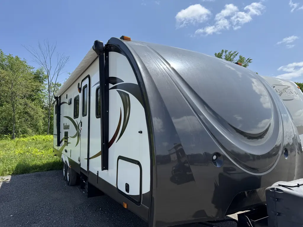 Cruiser RV RADIANCE 28QBSS 2014