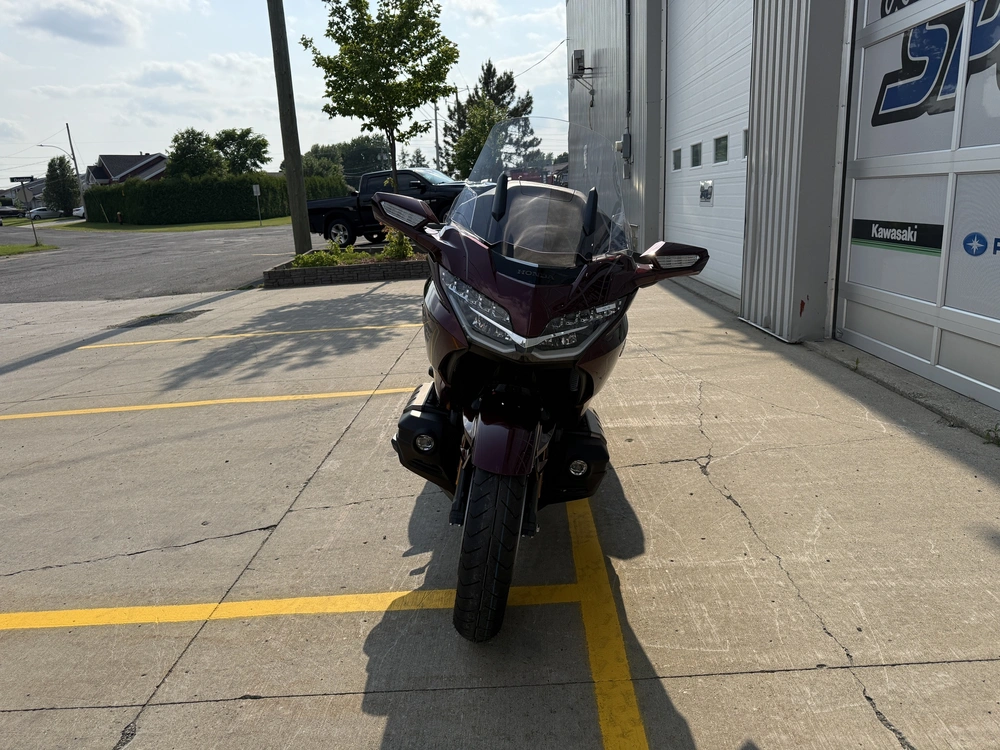 Honda Gold Wing Tour Dct 2025 alt