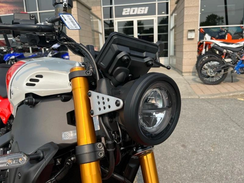 Yamaha Xsr900 2025 alt