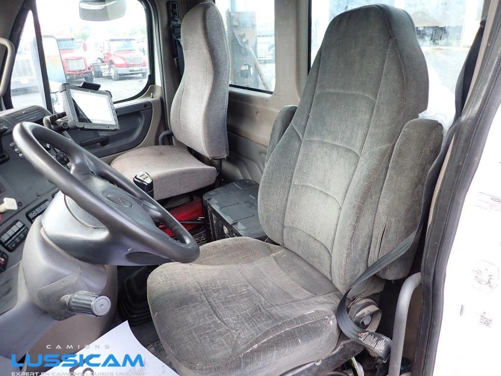 Freightliner Cascadia 2013