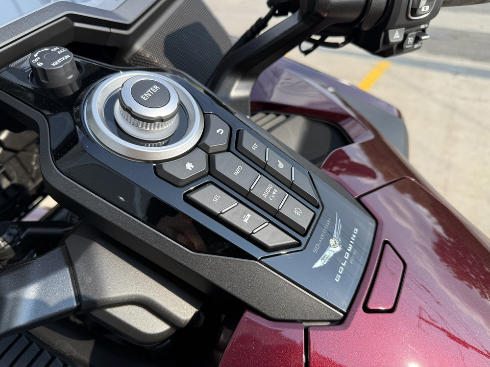 Honda Gold Wing Tour Dct 2025 alt