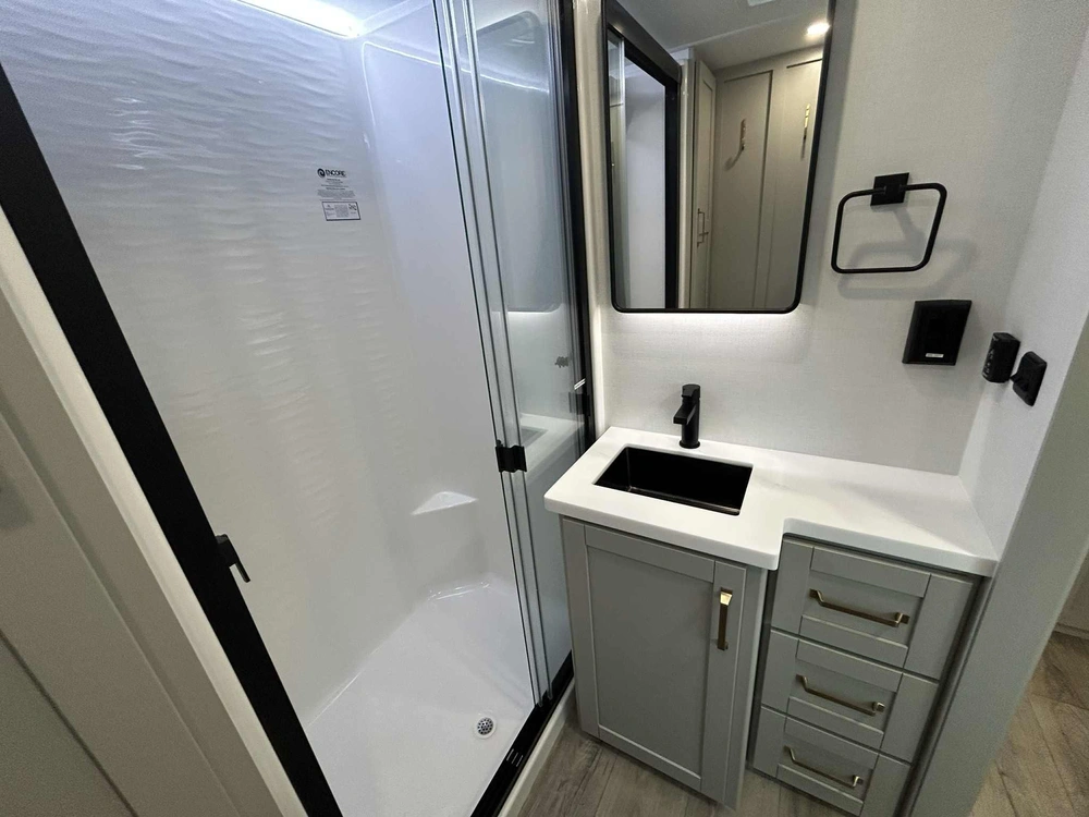 Brinkley Rv Z 3610 2025 alt