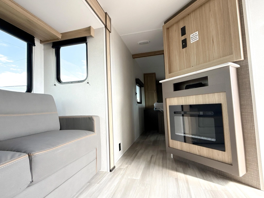 2025 Heartland A-32bh Avenir Travel Trailer alt