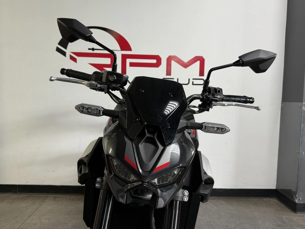 2025 Kawasaki Z900 *5.99% Jusqu'à 84 Mois💳 alt