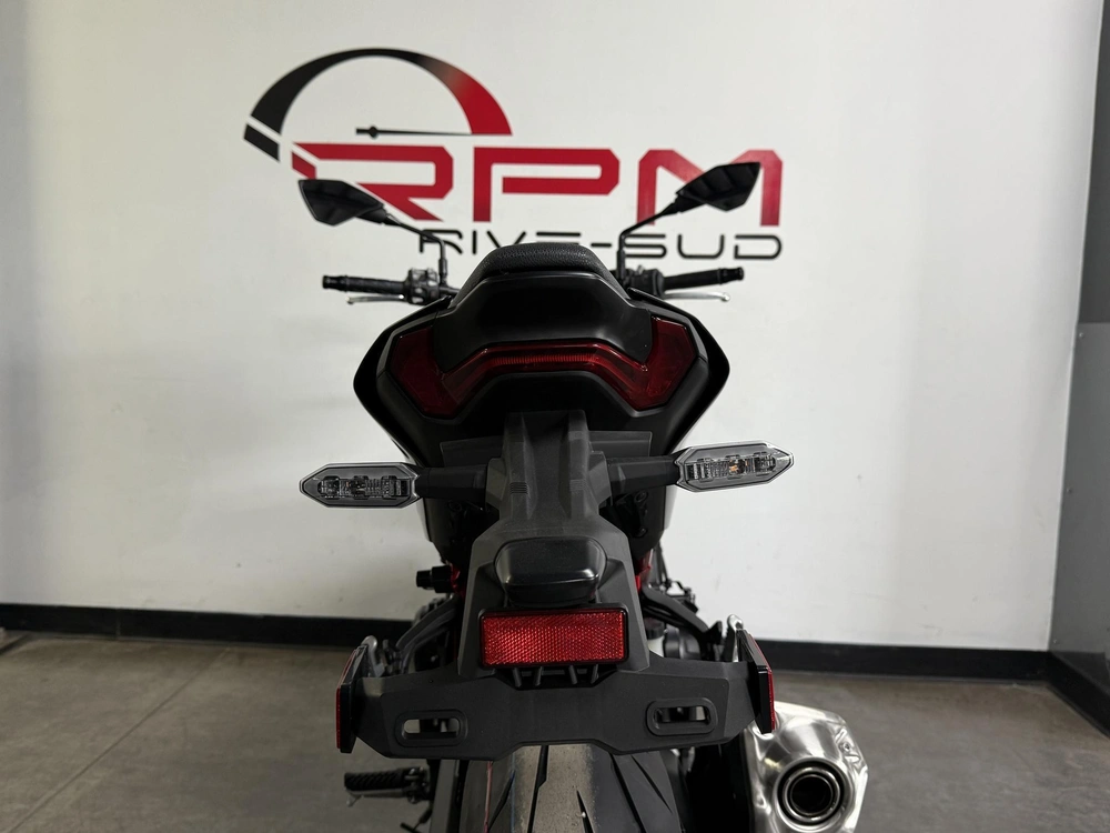 2025 Kawasaki Z900 *6.29% Jusqu'à 84 Mois alt